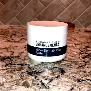 Rodan + Fields Best Seller Microdermabrasion Paste